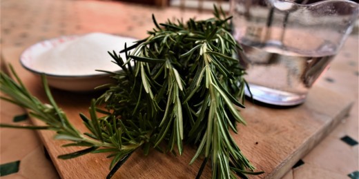 Sirop d'herbes aromatiques fait maison