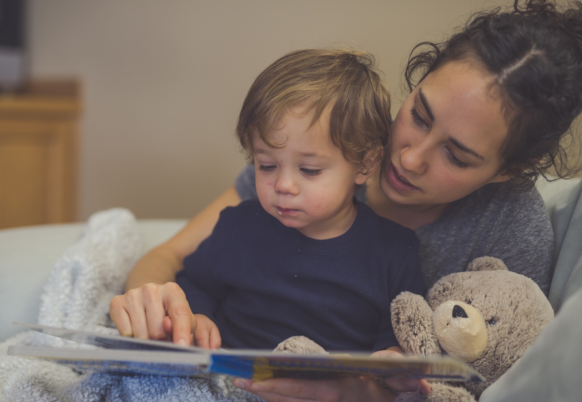 Lire avec le jeune enfant