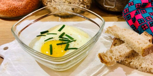 Les œufs Cocotte, une recette à déguster avec des "petits soldats" de pain