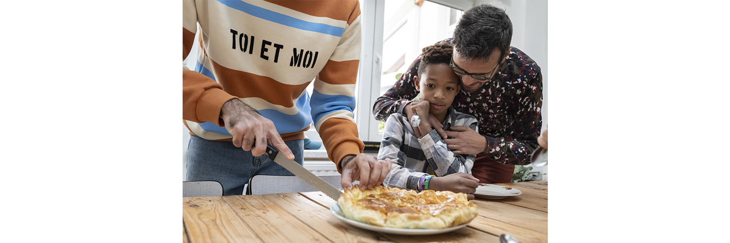 Dominique et Tom sont le premier couple d’hommes à entreprendre les démarches pour devenir famille d’accueil