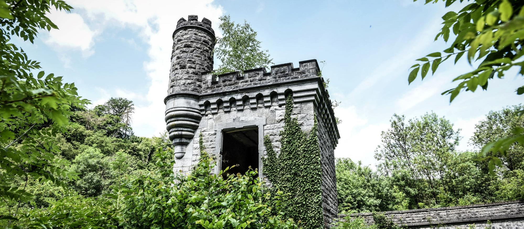 Halte royale à Houyet