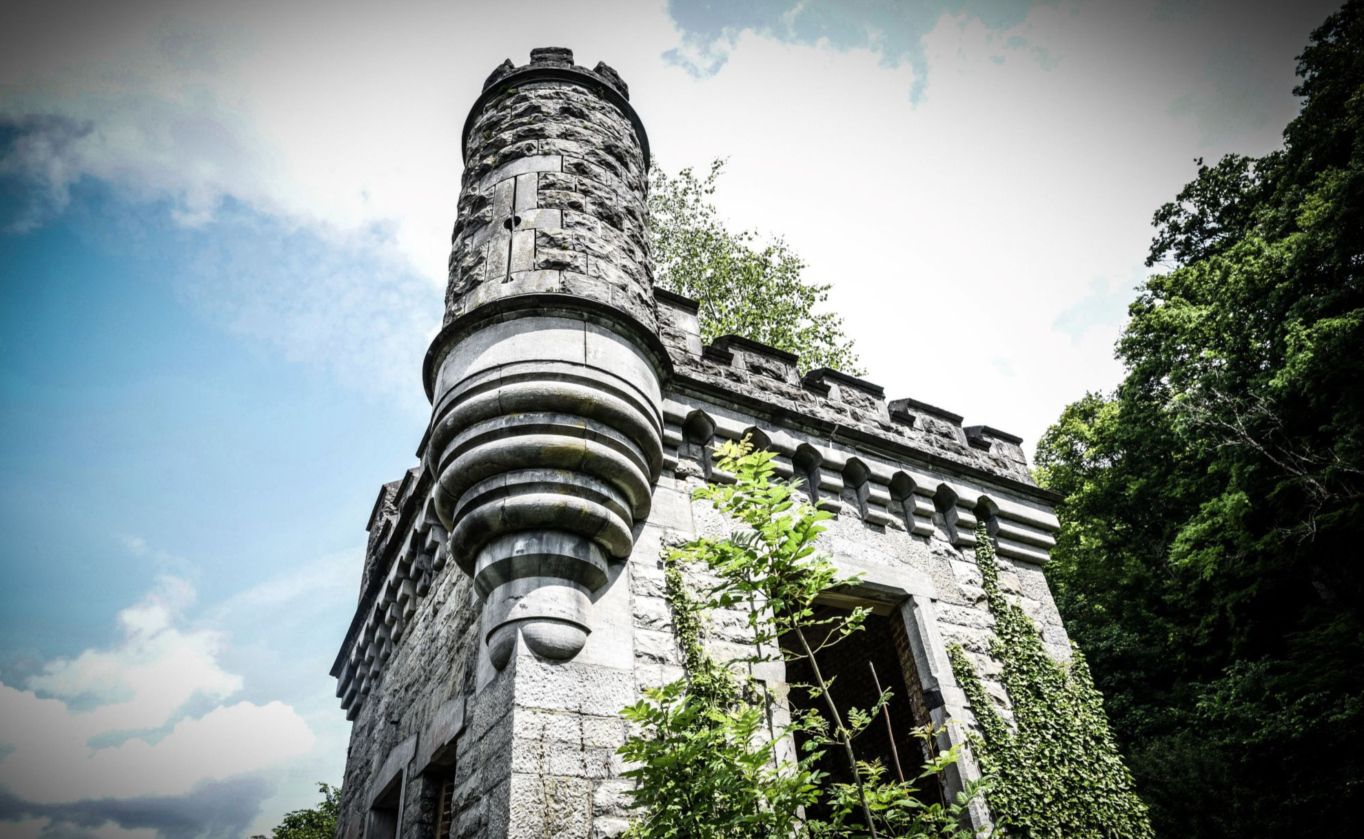 La halte royale à Houyet