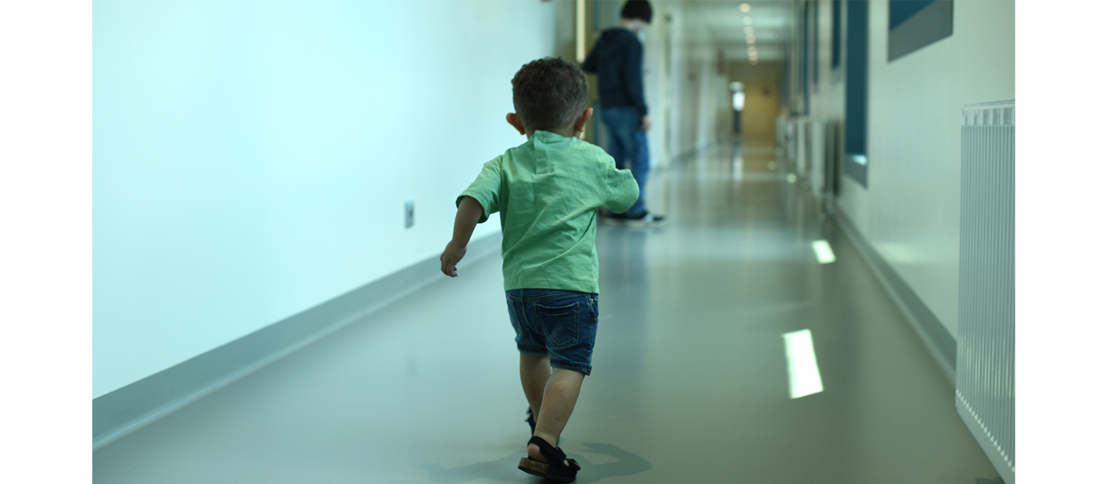 En Belgique, entre 15 000 et 20 000 enfants sont privés d’un parent en détention