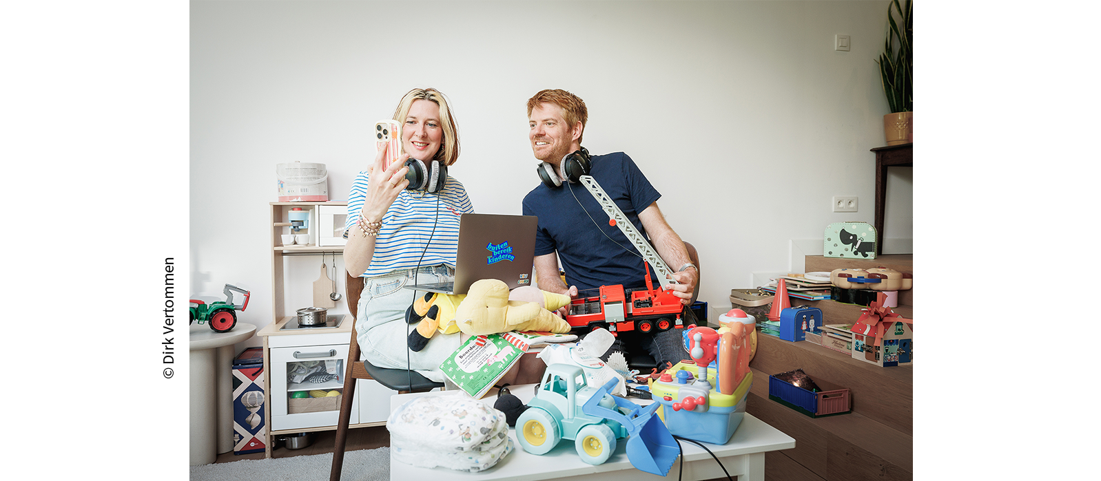 Buiten bereik van kinderen, un podcast porté par un duo de parents flamands