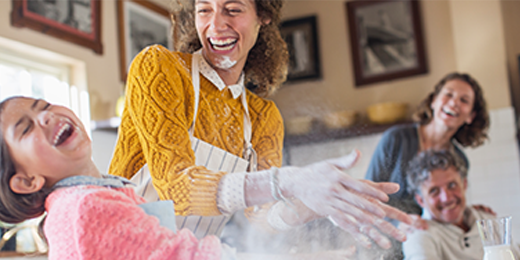 En famille, le jeu des ressemblances et des différences entre générations