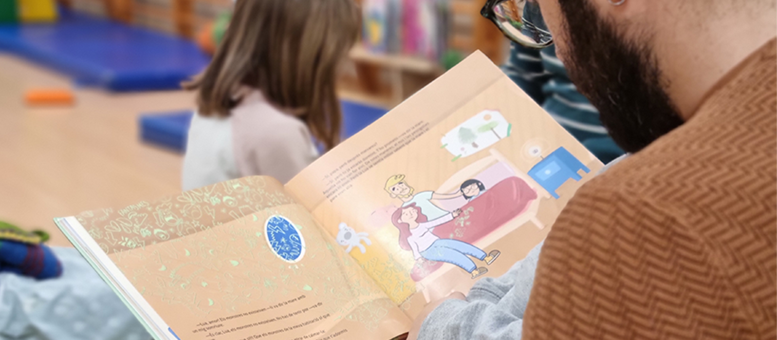 Focus sur deux projets barcelonais qui aident les (futurs) pères